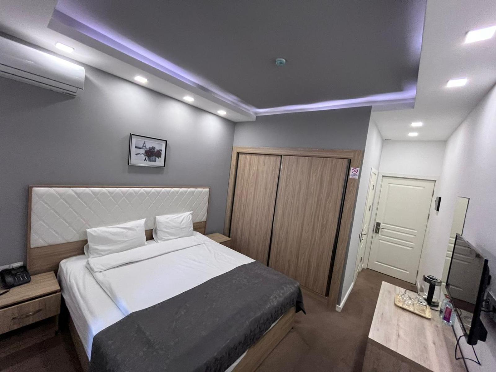 Jupiter Baku -Halal Hotel ภายนอก รูปภาพ
